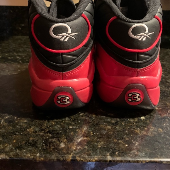 Allen Iverson the Question sneakers!  Women’s 9/Men’s 7.5 - Picture 5 of 6